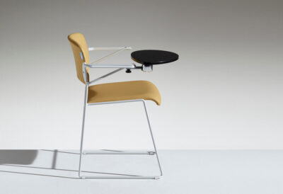 Chaise empilable