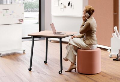 Table sur roulettes